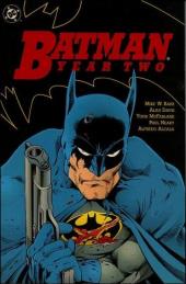 Detective Comics (1937) -INT- Batman: Year two
