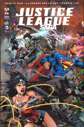 Couverture de Justice League Saga -6- Trinity War : la Guerre des ligues ! (partie 1/2)