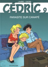 Cédric -9a2005- Parasite sur canapé