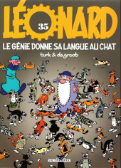 Léonard -35b2010- Le génie donne sa langue au chat