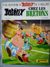 Astérix -8c1976- Astérix chez les bretons