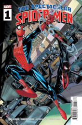 The spectacular Spider-Men (2024) -1- Arachnobatics - Chapter #1 : Regulars