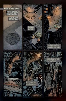 Extrait de Batman (2011) -8Combo- Attack on Wayne Manor; The Call
