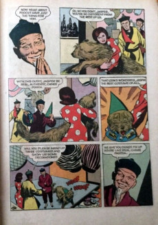 Extrait de Four Color Comics (2e série - Dell - 1942) -1332- Bachelor Father