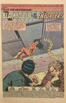 Extrait de Spider-Woman Vol.1 (1978) -27- Blacked out.. by the Enforcer!