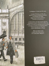 Verso de Simenon - Le Roman d'une vie